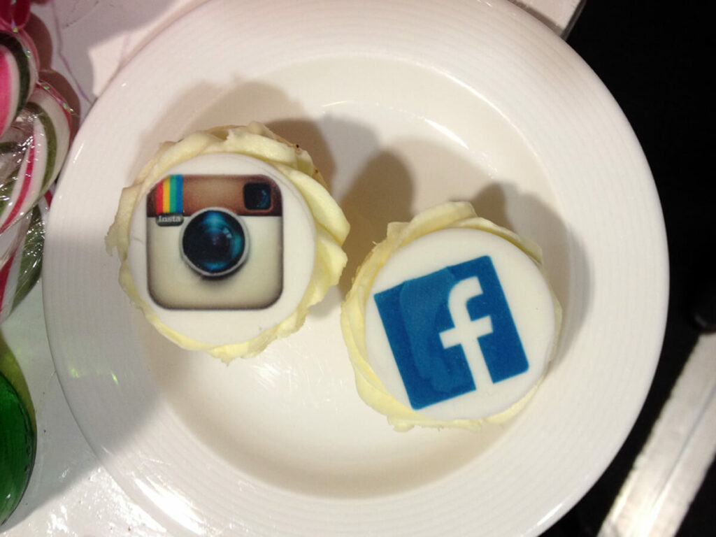 Social media cookies